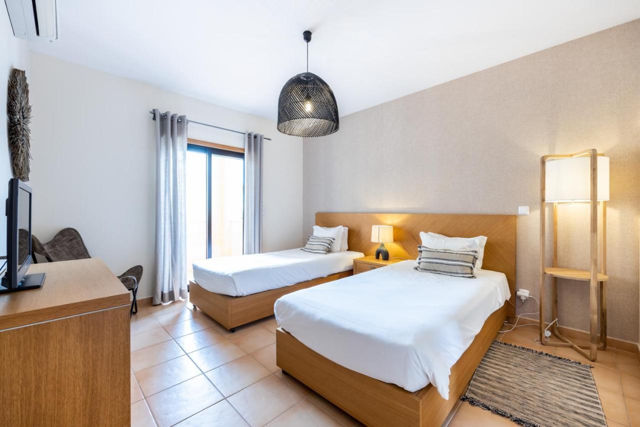 Aum Praia Da Luz Resort Apartment מראה חיצוני תמונה